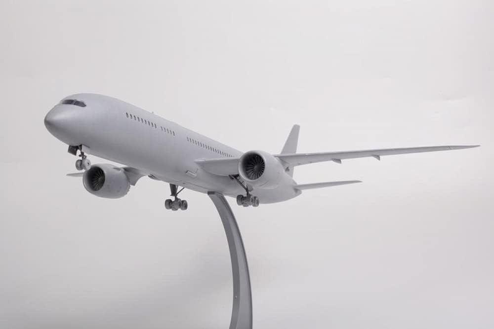 1:144 Boeing 787-9 Plastic Model Kit – Durable, Unvarnished Display Plane