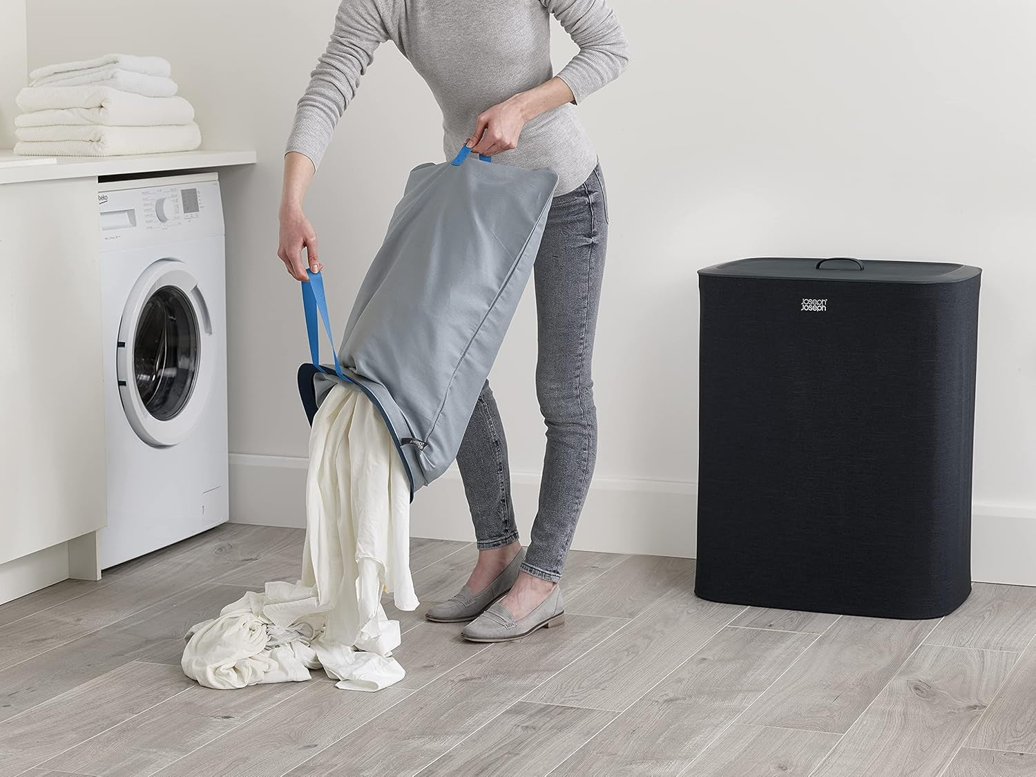 90L Dual Compartment Laundry Basket with Lid Removable Bags Carbon Black