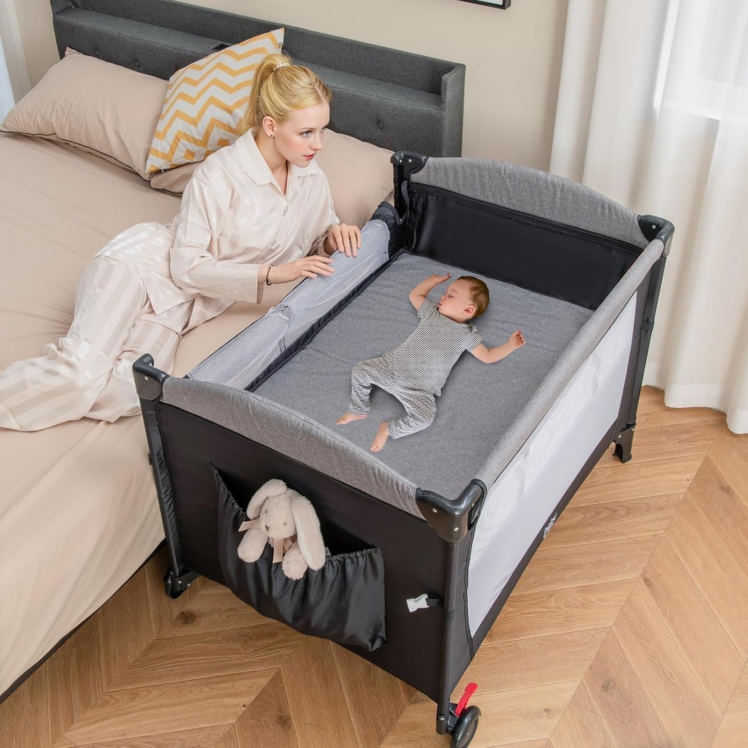 5in1 Baby Travel Cot Bedside Crib Bassinet w/ Mattress Changer Music Toys Black