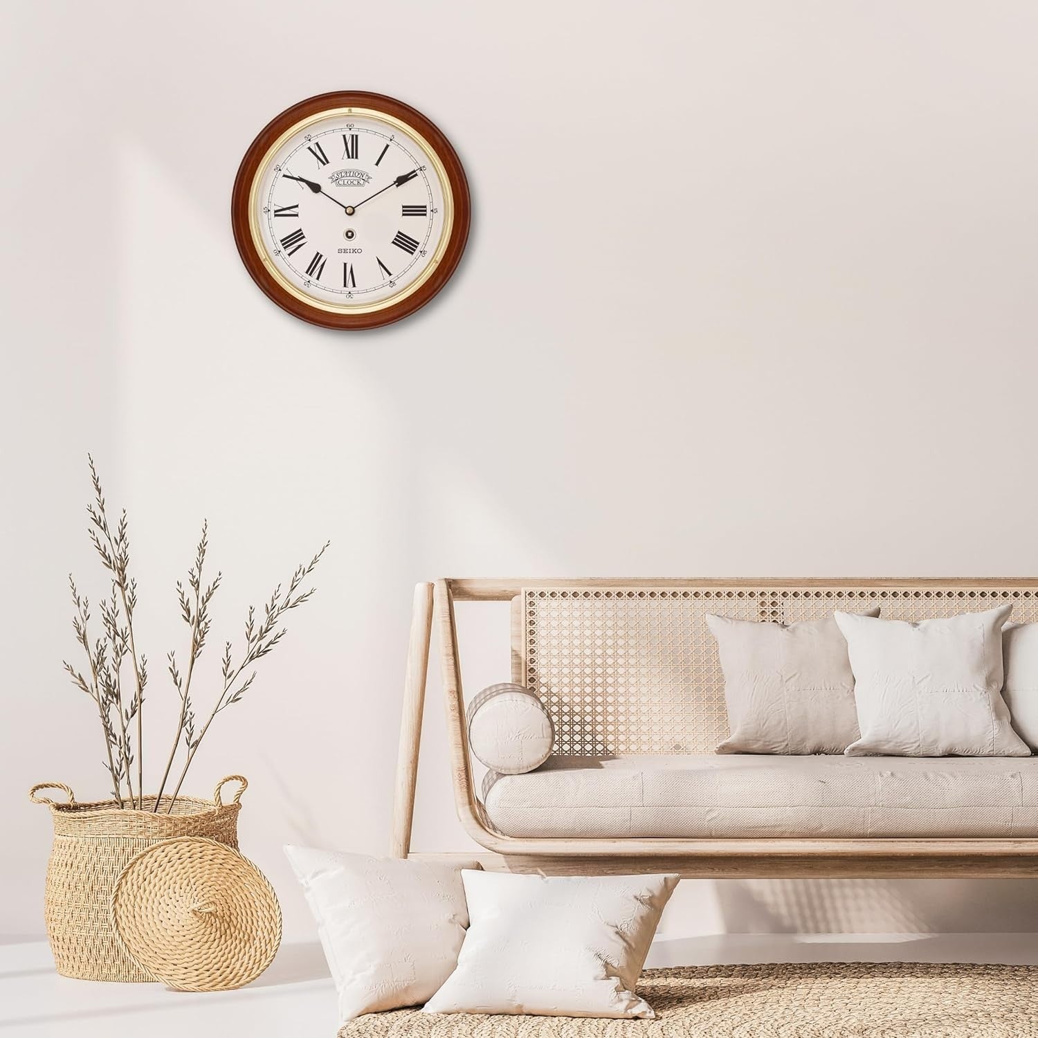 Luxury Gold Bezel Wooden Wall Clock Quartz Roman Dial Silent 12" Decor