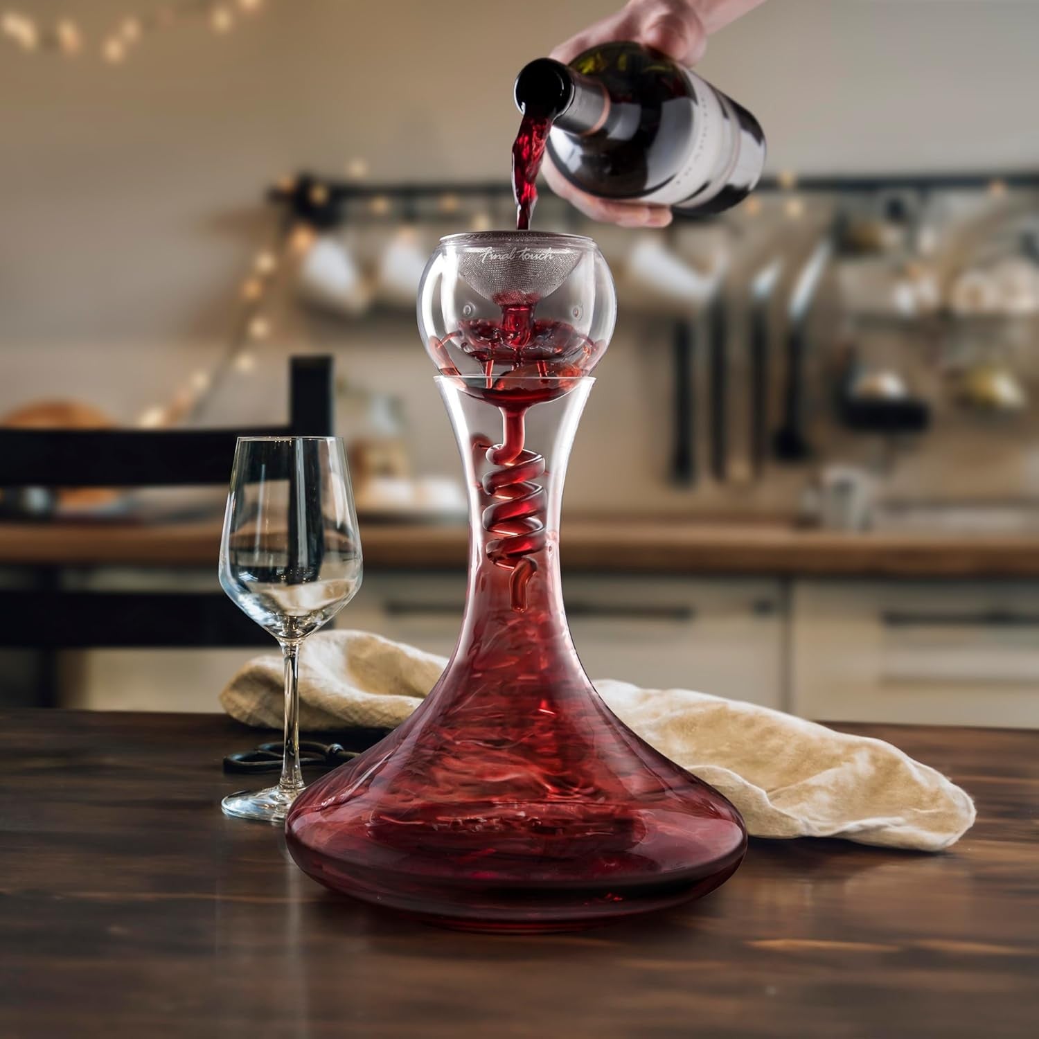 Wine Decanter with Twister Aerator Set | 750ML Oxygenation Glass Gift Set