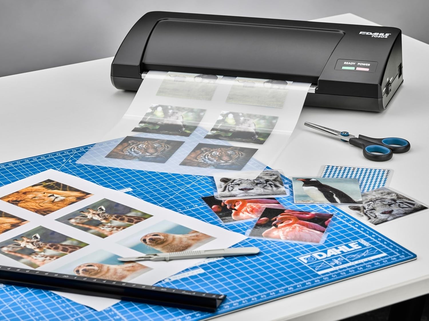 A4 Laminator Hot Cold Compact Fast Warm-Up 2-Roller 125 Micron