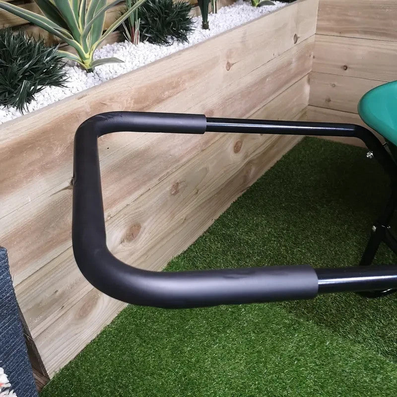 Heavy Duty Garden Wheelbarrow 2-Wheel Pneumatic Tyres Plastic Cart 150kg
