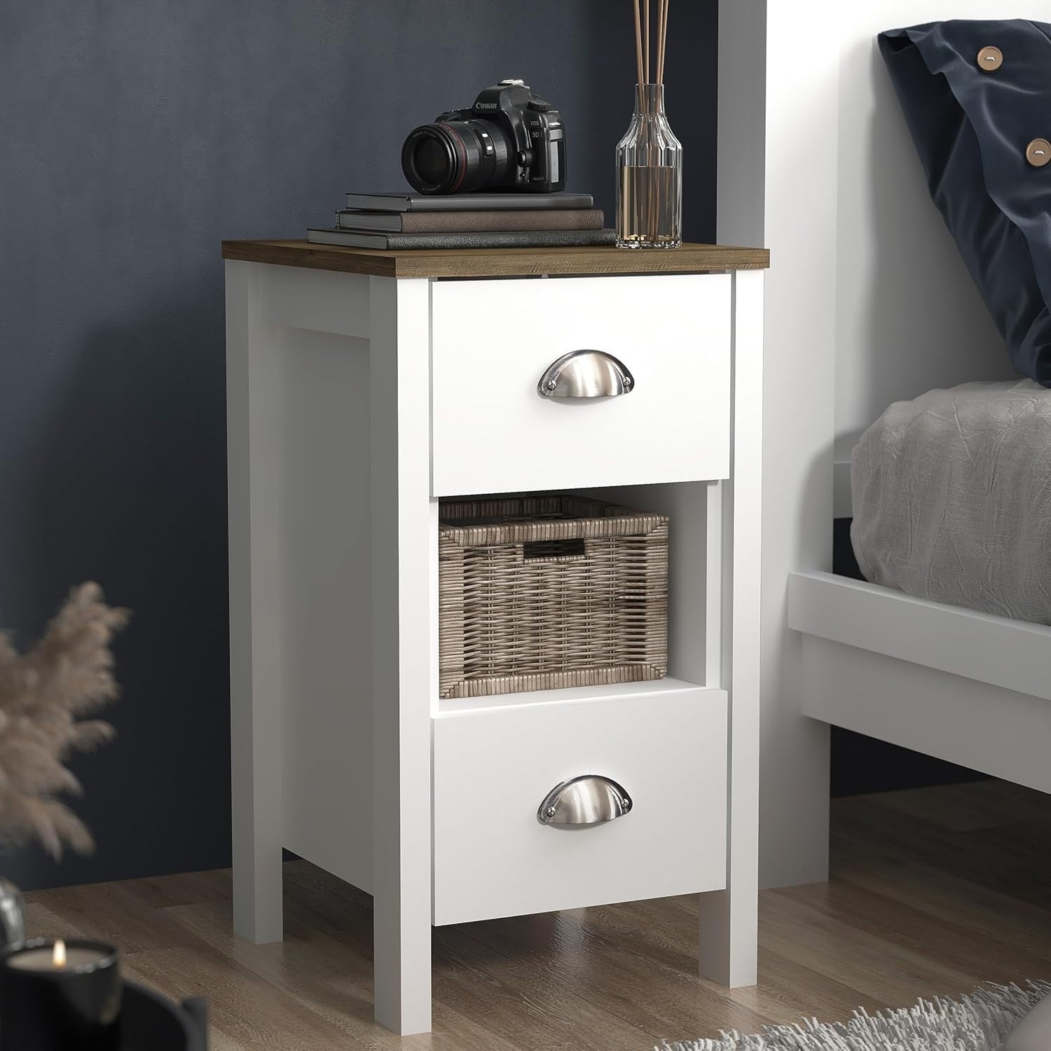 2x White Oak Bedside Tables with Drawers – Stylish Modern Nightstands