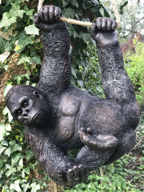 Swinging Gorilla Garden Ornament 80cm Rope Hanging Ape Decor Outdoor Resin