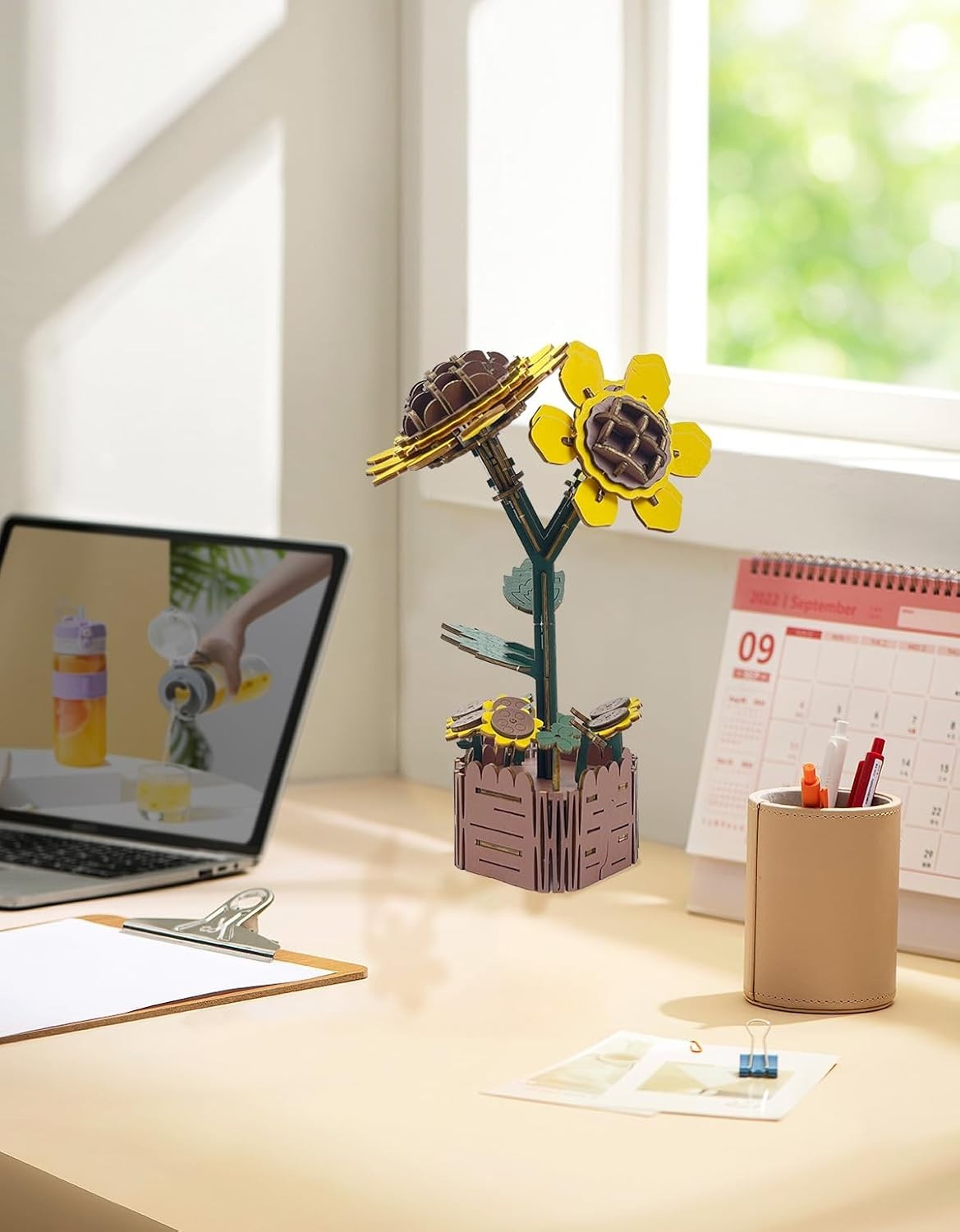 Wooden Sunflower 3D Puzzle Kit for Adults – DIY Floral Decor Gift 121pcs