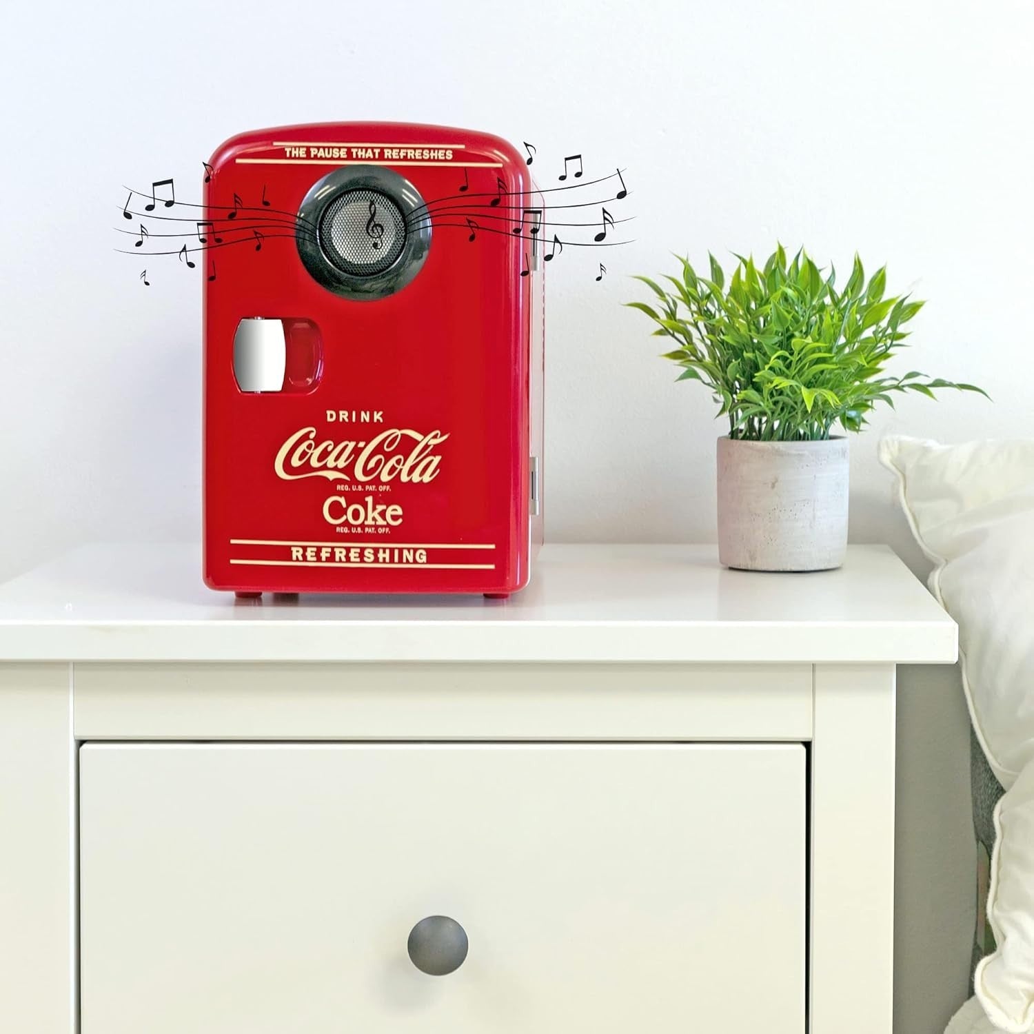 4L Mini Fridge Portable Cooler & Warmer Retro Bluetooth Speaker Red