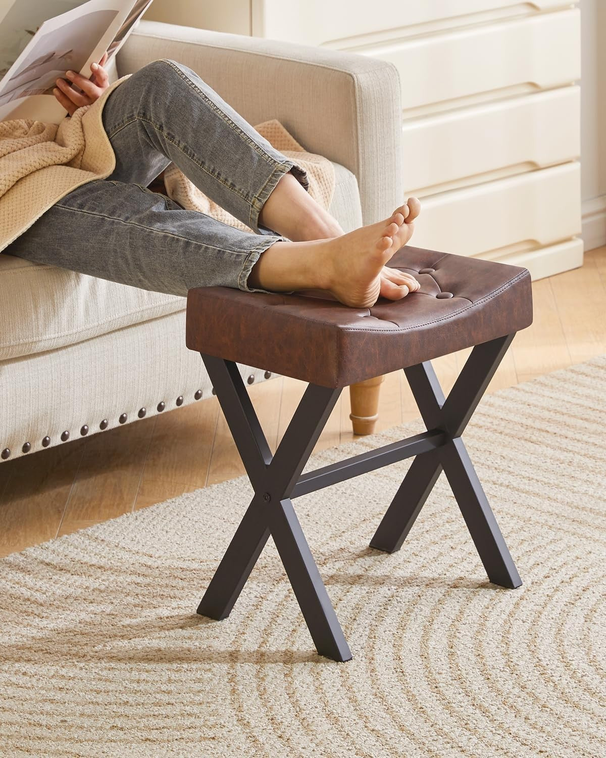 Dark Brown PU U-Shaped Vanity Stool with X-Legs – Modern Makeup Ottoman