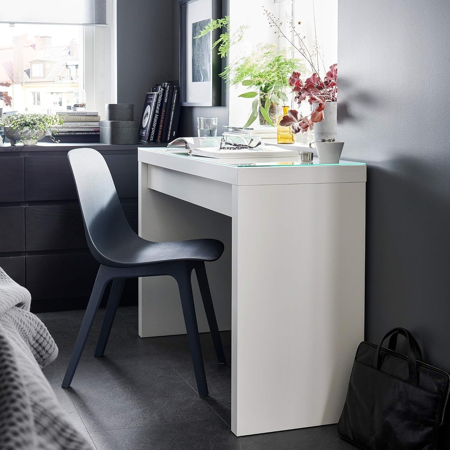 White Vanity Makeup Desk Modern Glass Top 1 Drawer Dressing Table 120cm
