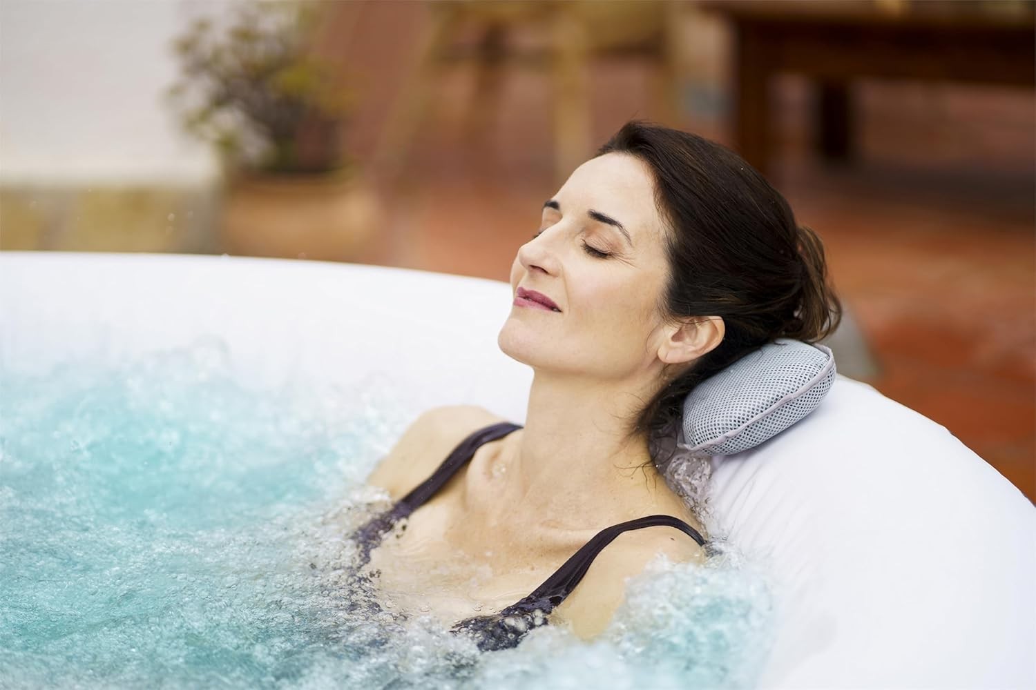 Inflatable Hot Tub Spa 120 Air Jet Massage App Control 2–4 Person