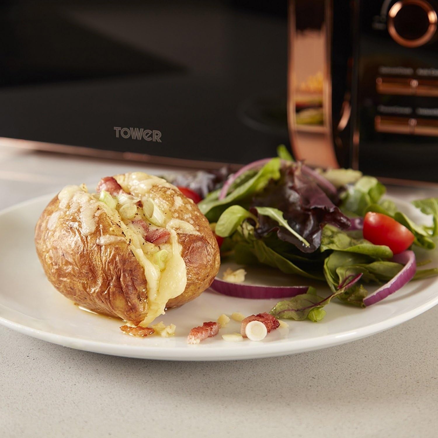 Tower T24021 Digital Microwave 20L 800W 8 Auto Cook Timer Black/Rose