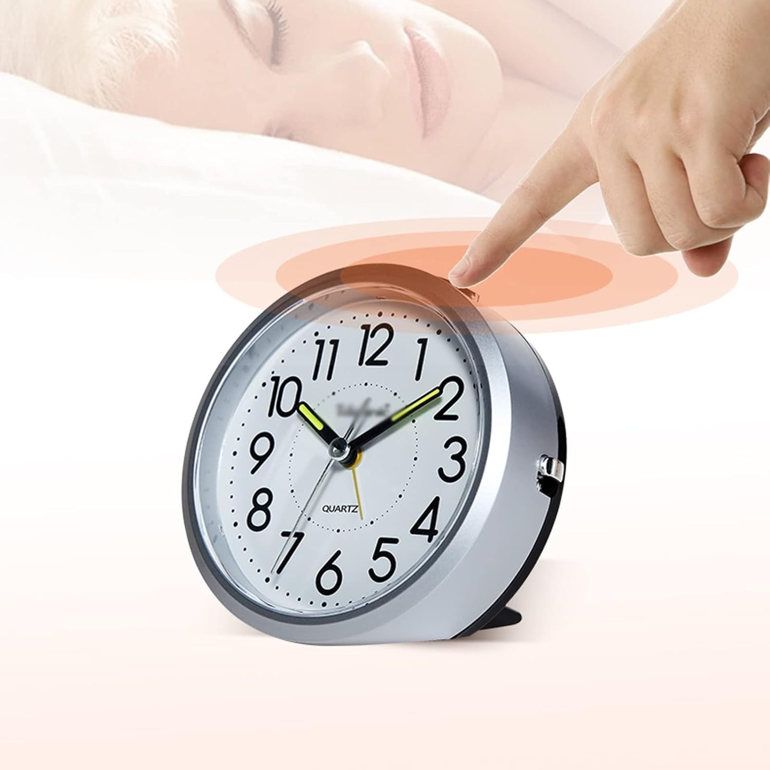 Silent Alarm Clock 4 Inch Non Ticking Night Light Battery Heavy Sleepers