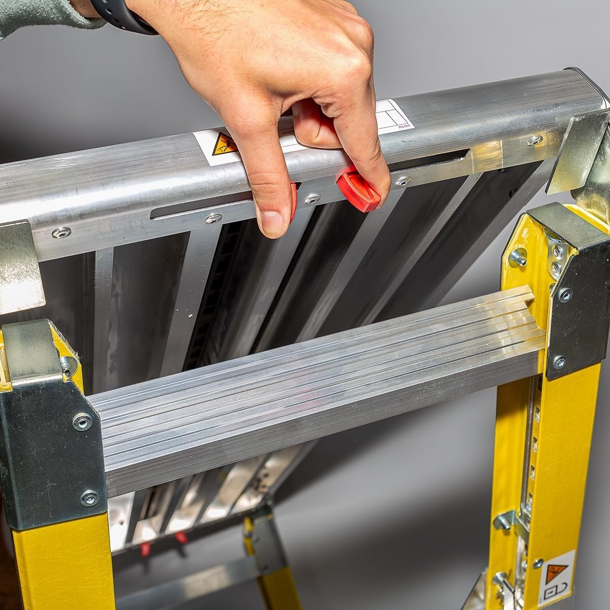 Fibreglass Folding Hop Up Adjustable Work Platform 1200x350 Heavy Duty