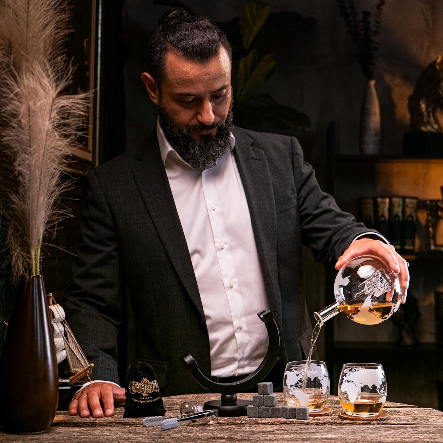 900ml Globe Whiskey Decanter Set with Glasses Stones Luxury Gift for Men Bar