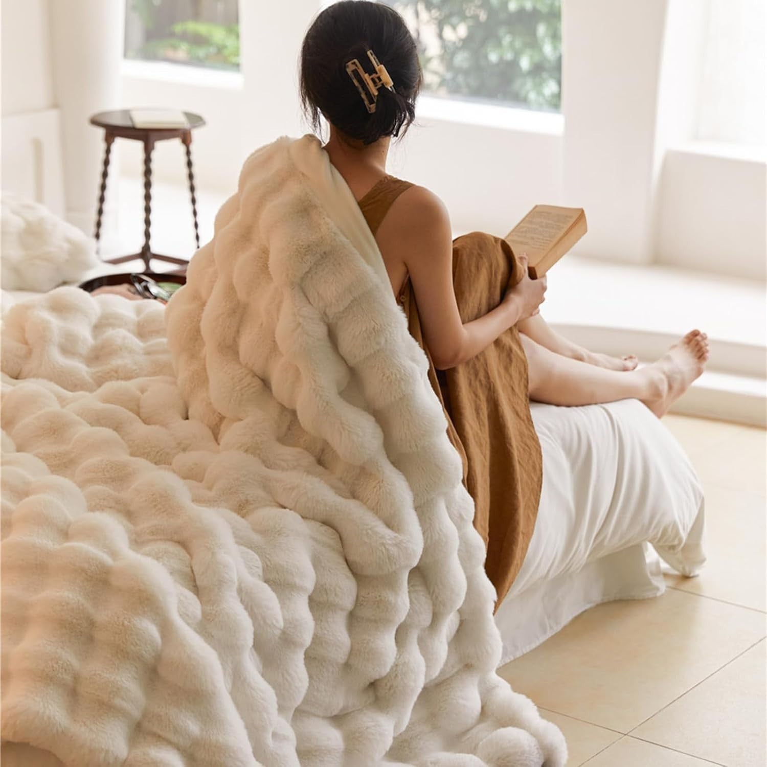 White Faux Rabbit Fur Throw Blanket 160x200cm 720GSM Cozy & Warm for Sofa
