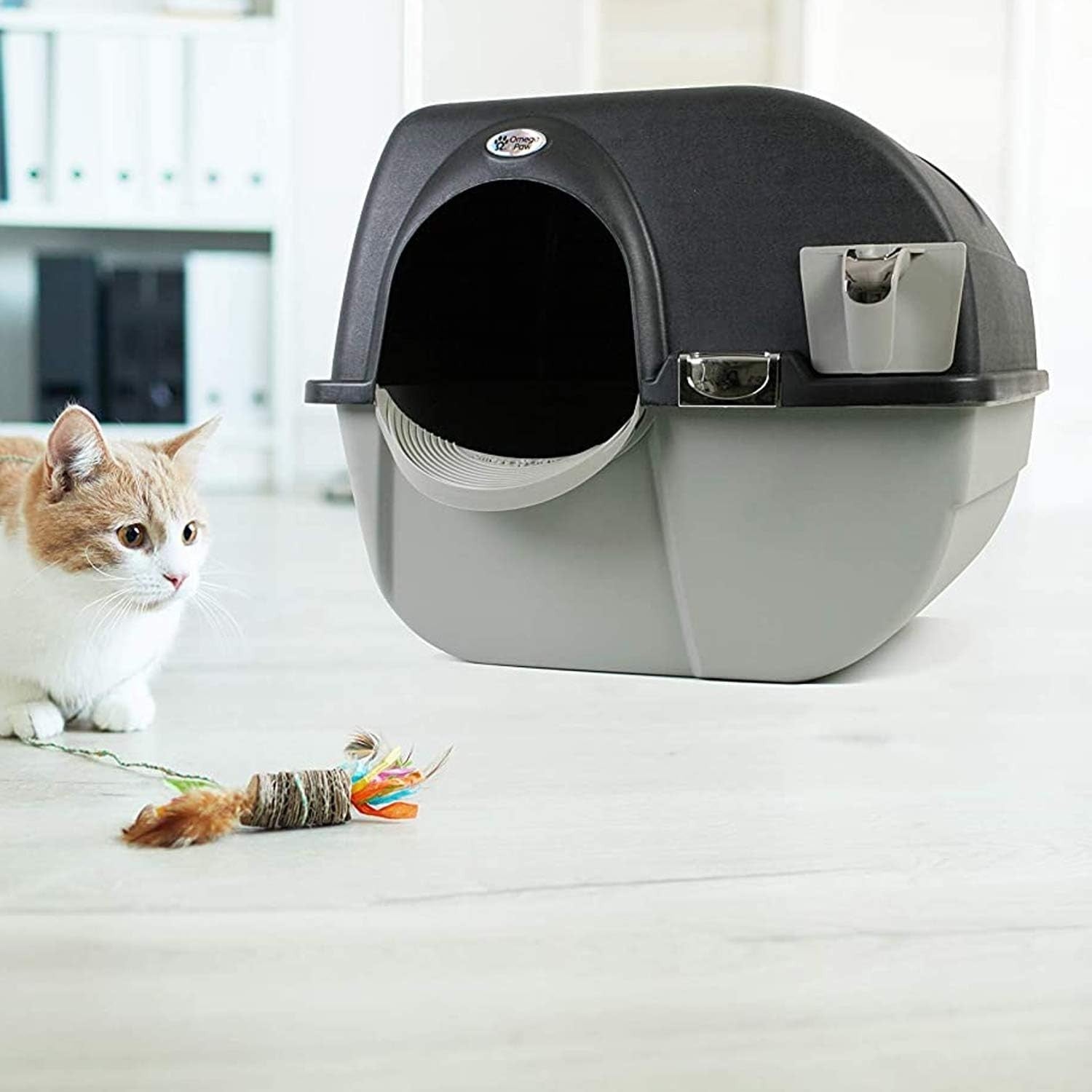 Self Cleaning Cat Litter Box Roll n Clean No Scoop Pull Out Tray
