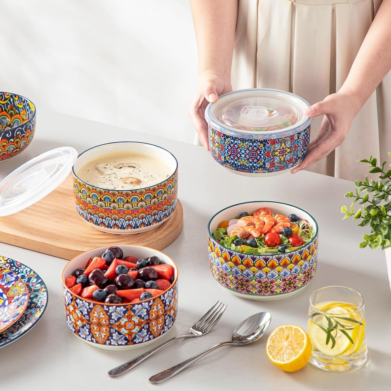 4 Ceramic Bowls with Lids 36oz Microwave & Dishwasher Safe