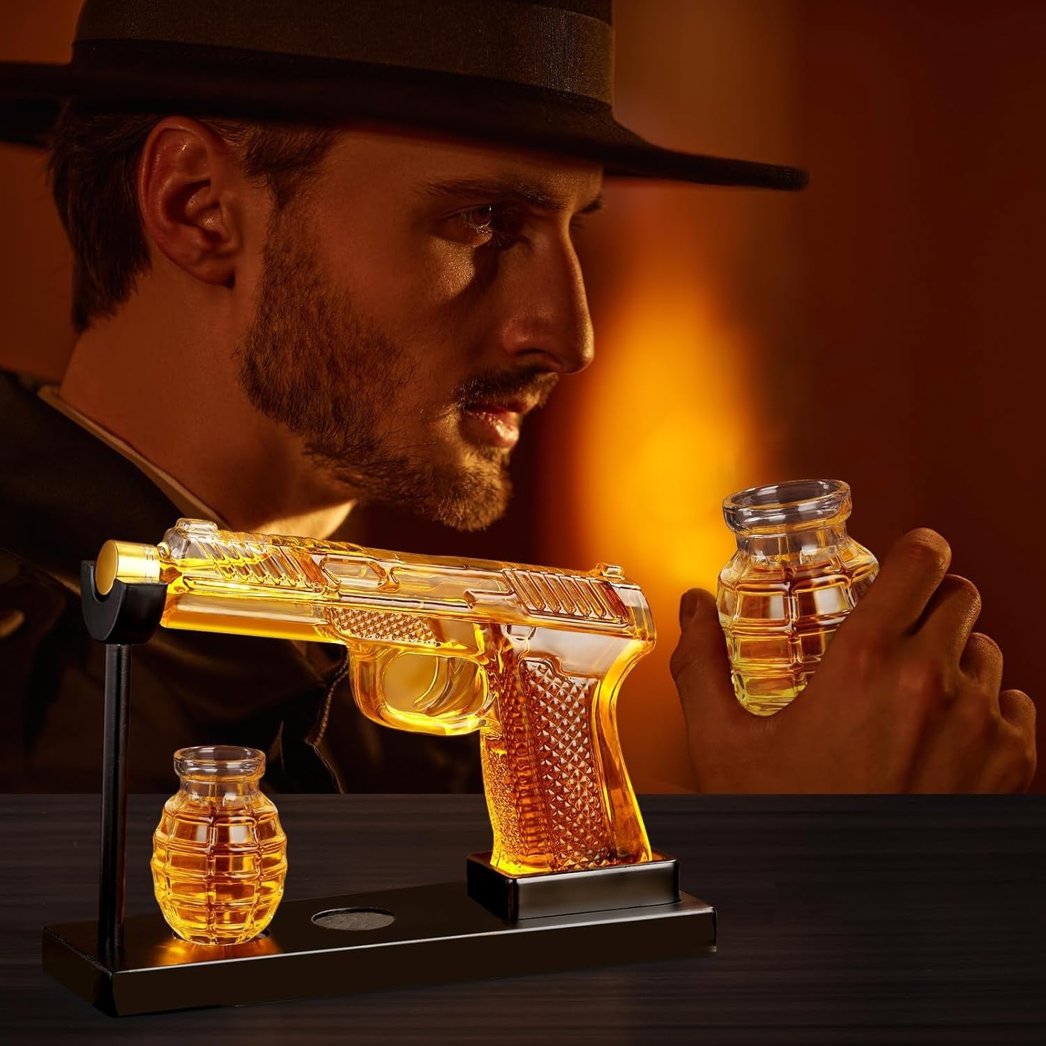AK47 Whiskey Decanter Set with Stand & 2 Shot Glasses – 570ml Liquor Dispenser G