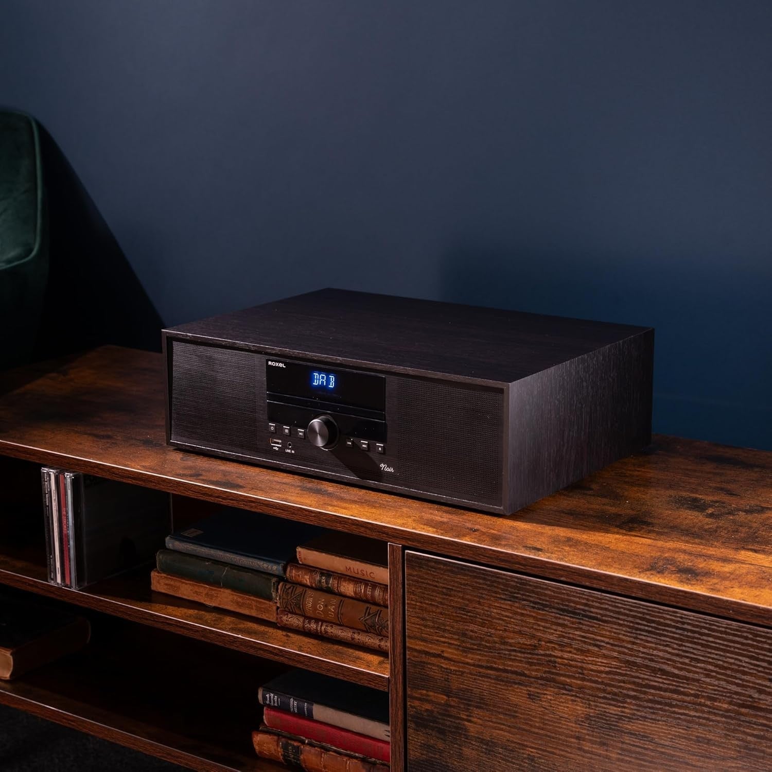 30W Bluetooth CD Hi-Fi System with DAB+/FM Radio, USB & AUX – Compact Stereo