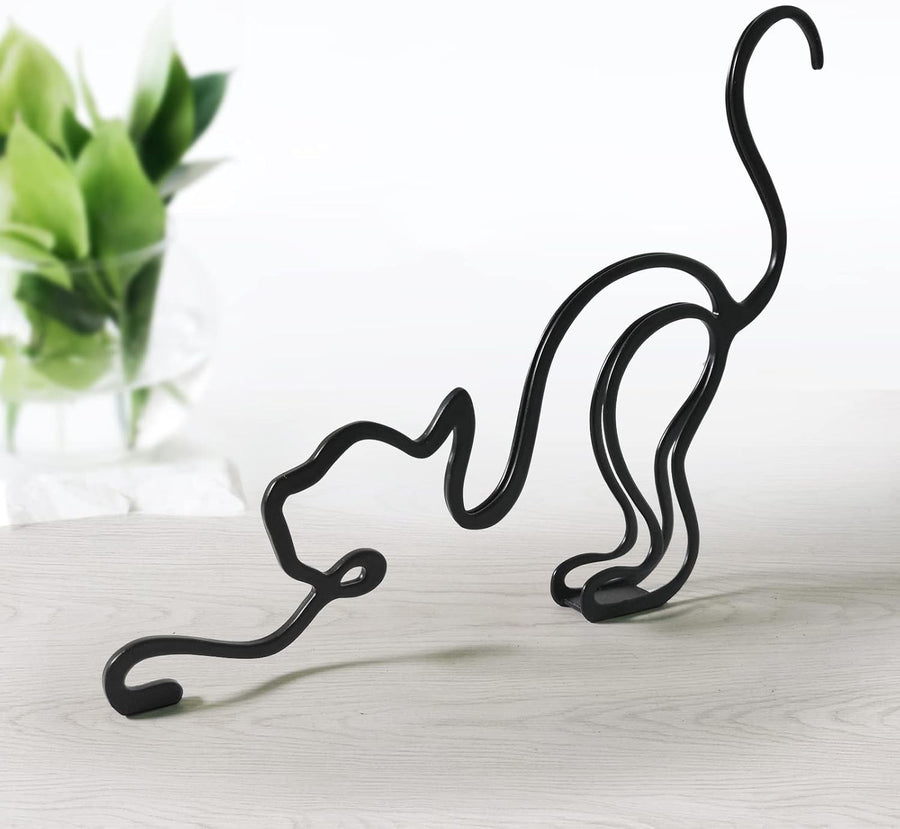 Black Metal Cat Wall Sculpture – Minimalist Abstract Line Art Decor