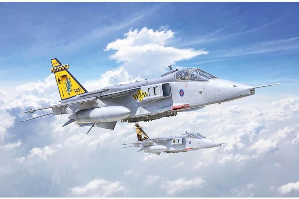 1:72 RAF Jaguar GR1 GR3 Fighter Jet Model Kit – Detailed Plastic Build