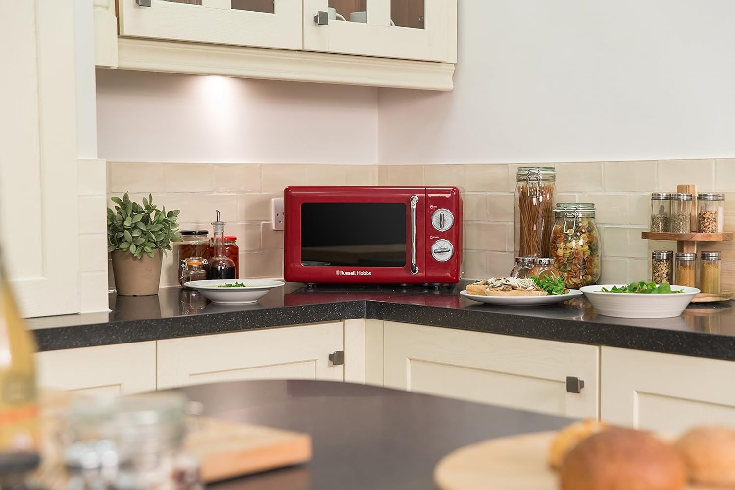17L Retro Red Microwave 700W Solo 5 Power Levels Manual Timer