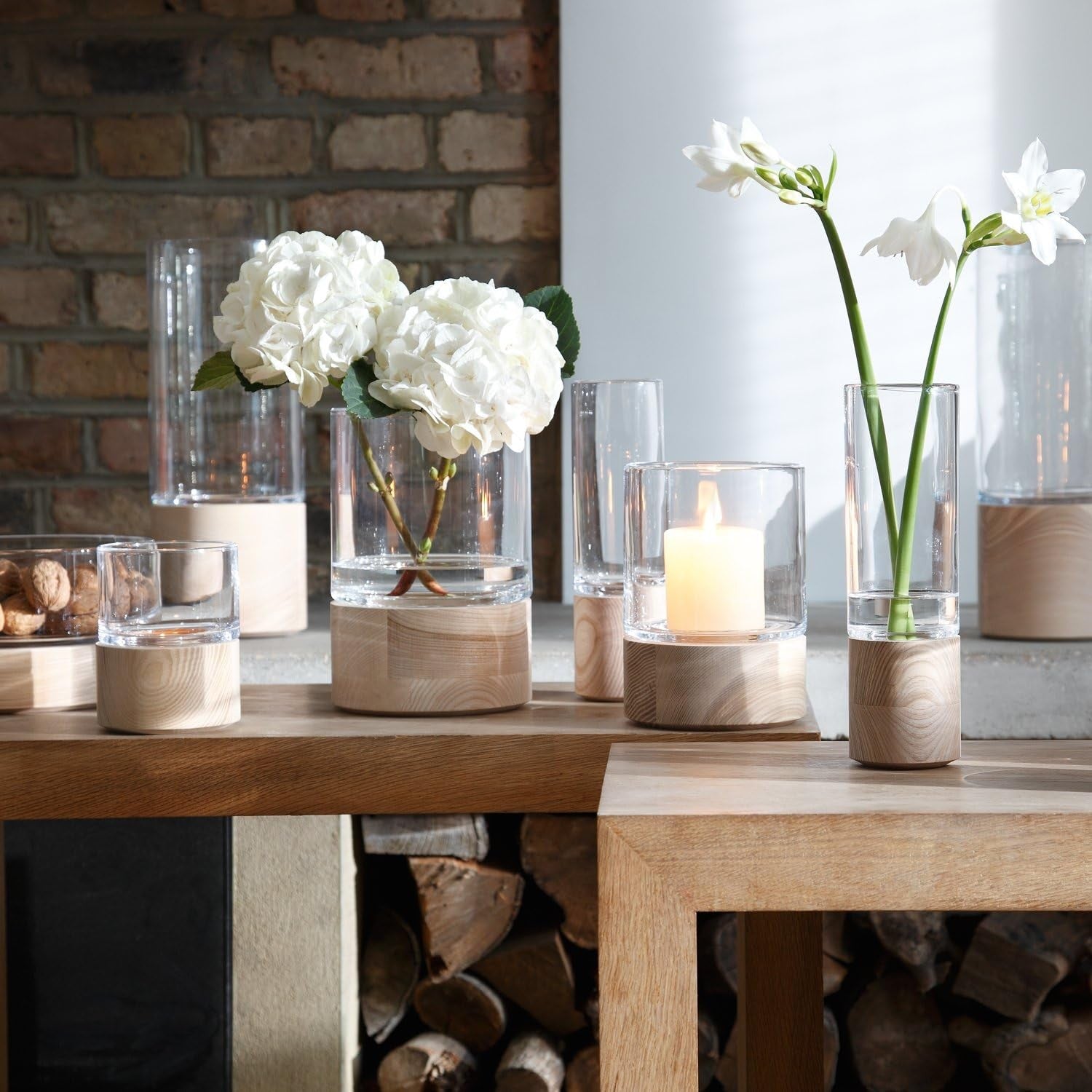 Clear Glass Vase with Wooden Base 18cm Modern Table Flower Centrepiece