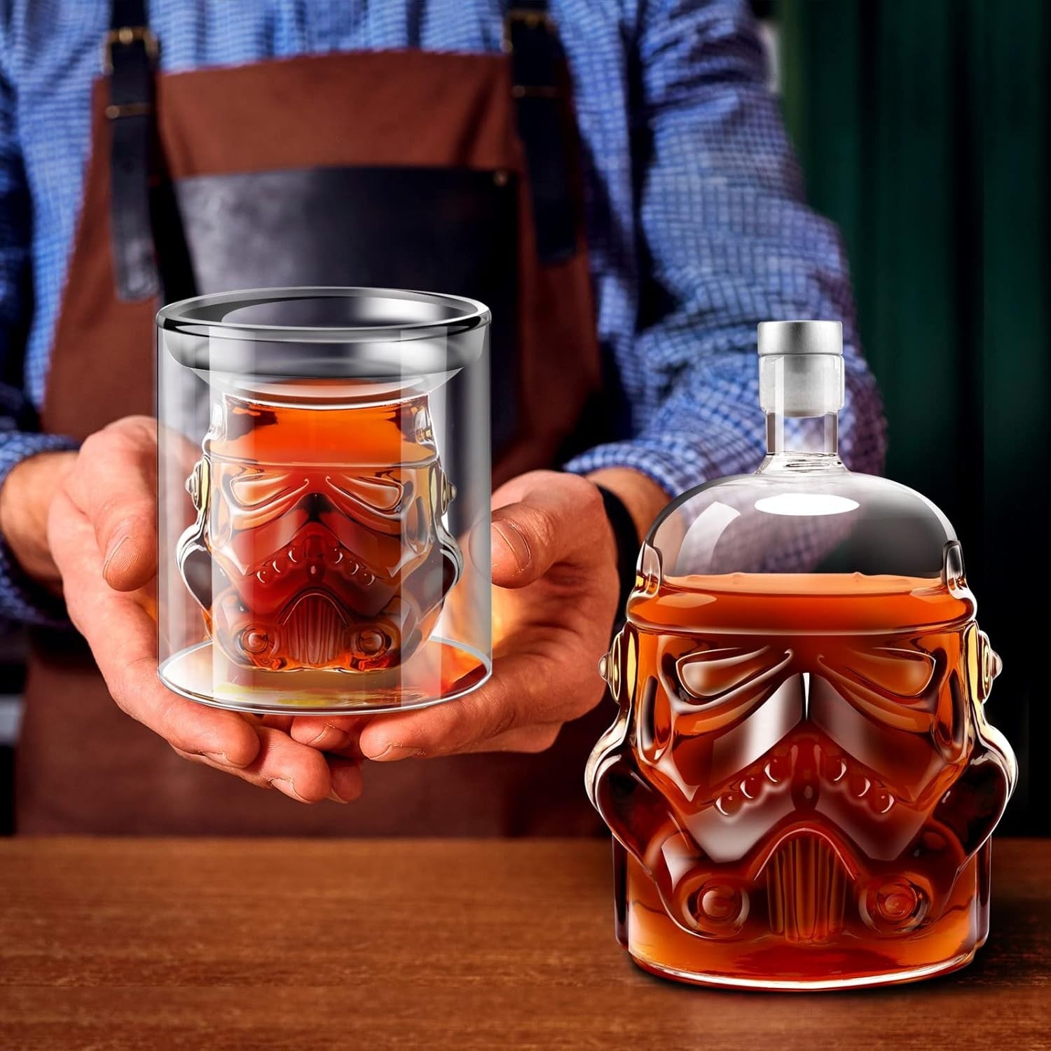 750ml Whiskey Decanter Set with 2×150ml Glasses Helmet Design Novelty Gift