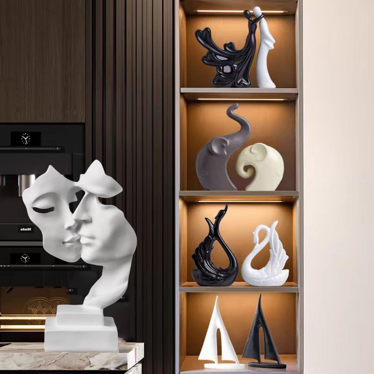 White Abstract Couple Statue • Modern Romantic Resin Face Sculpture