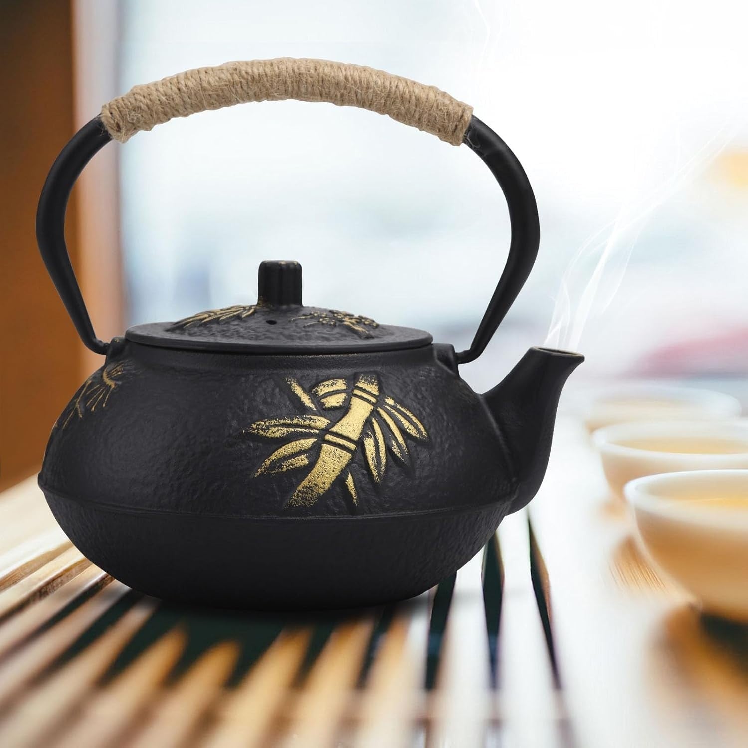 Cast Iron Teapot 0.9L Japanese Tea Kettle Infuser Strainer Black
