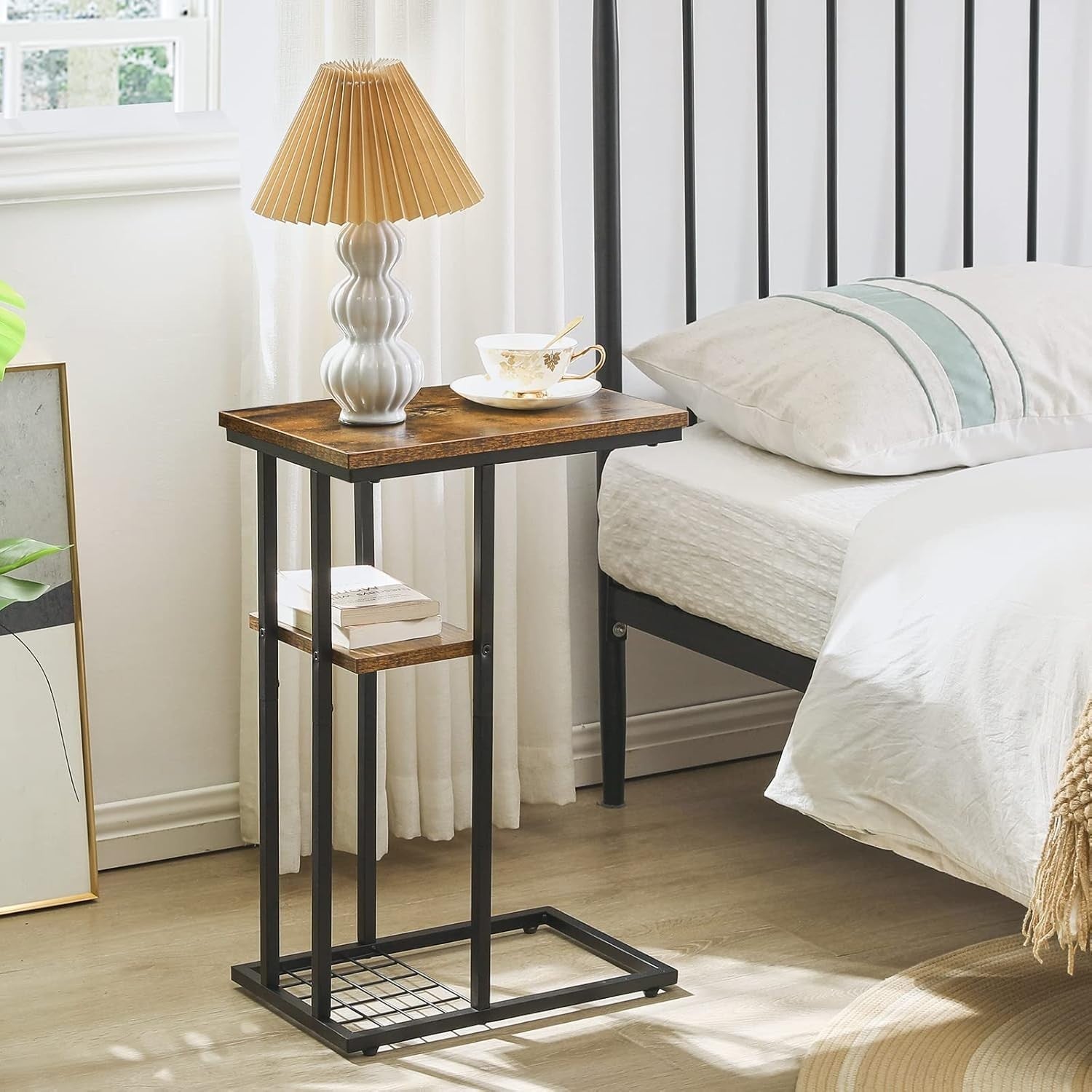 C-Shaped Side Table Snack Table for Small Spaces – Industrial Metal Desk
