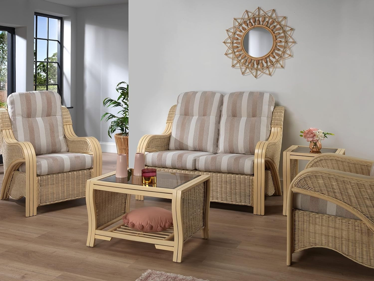 Luxury Rattan Conservatory Armchair Indoor Cane Wicker Chair Cushioned