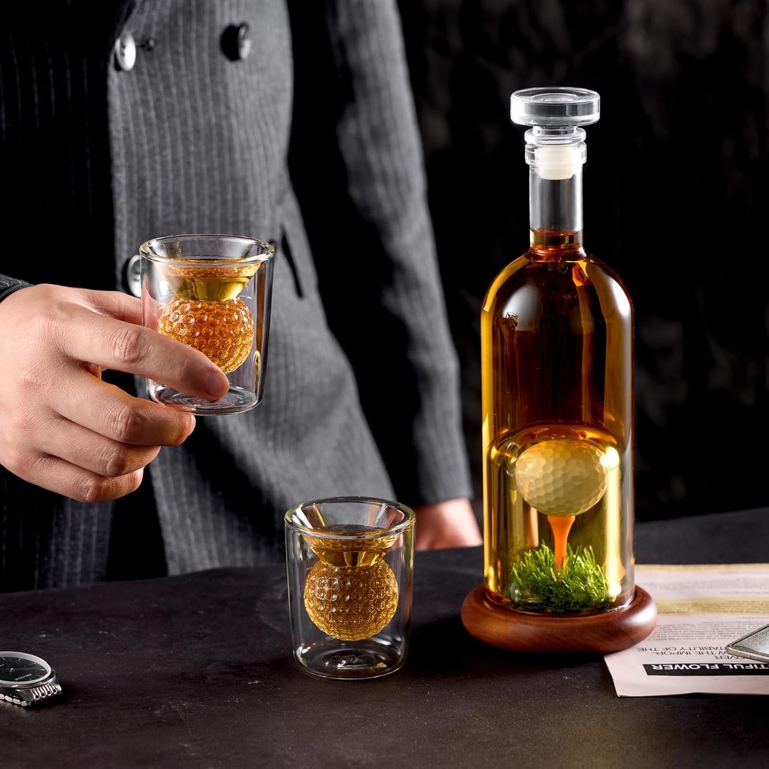 Golf Ball Whiskey Decanter Set with Glasses – 850ml Liquor Dispenser Gift