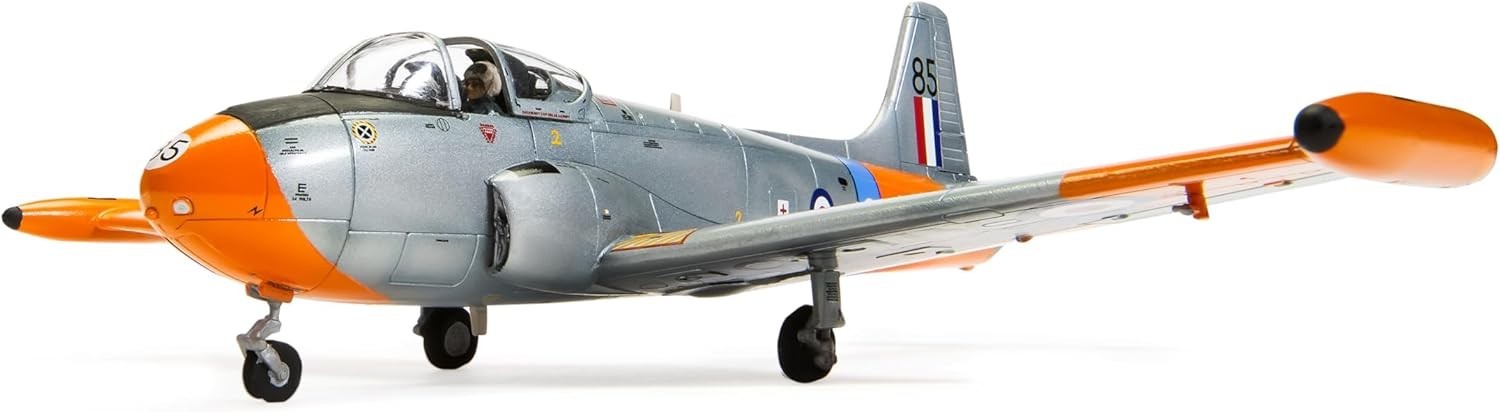 1:72 Scale Hunting Percival Jet Provost T3/T4 Plastic Model Kit Unpainted