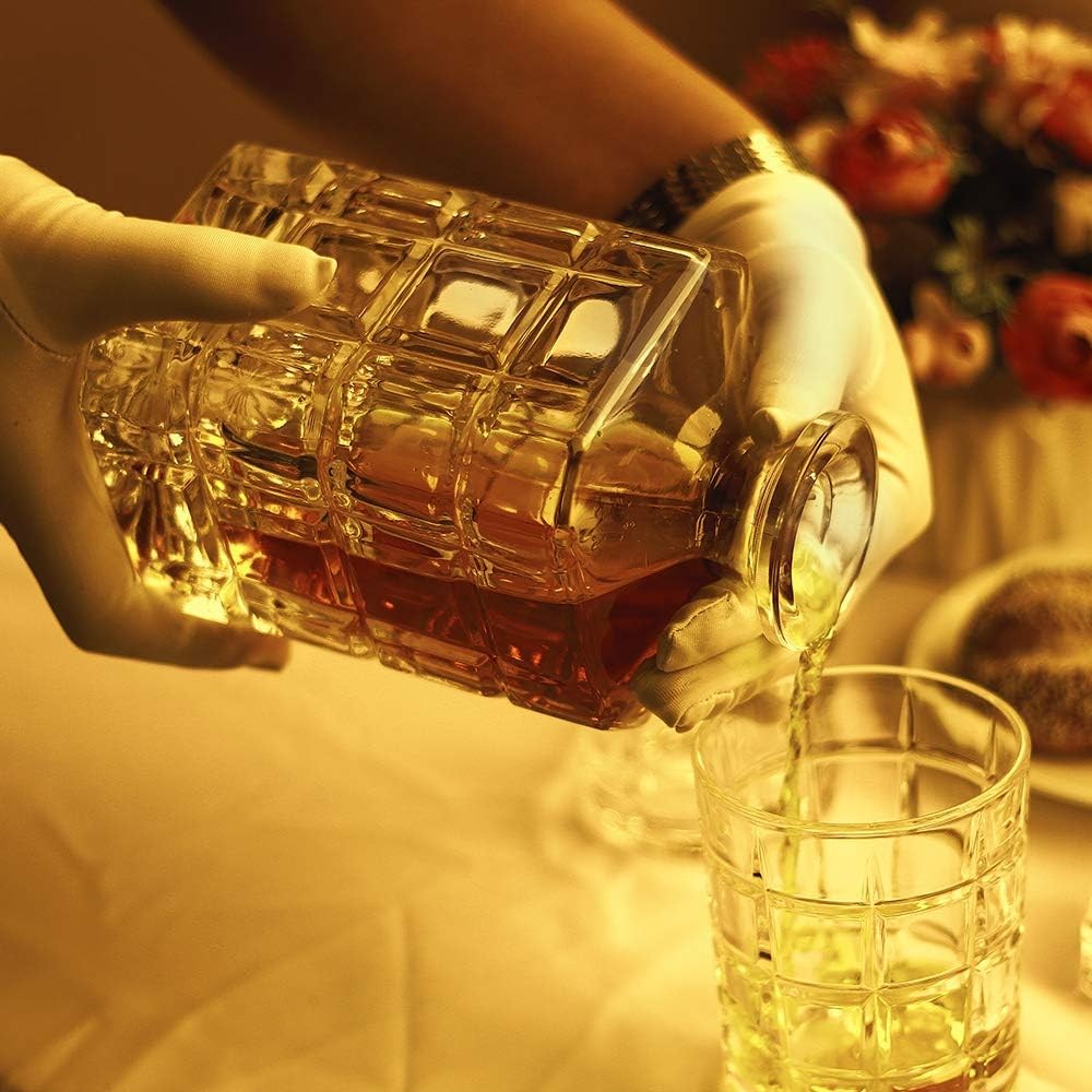 Square Whiskey Decanter 29oz Premium Glass Liquor Bottle with Stopper Gift