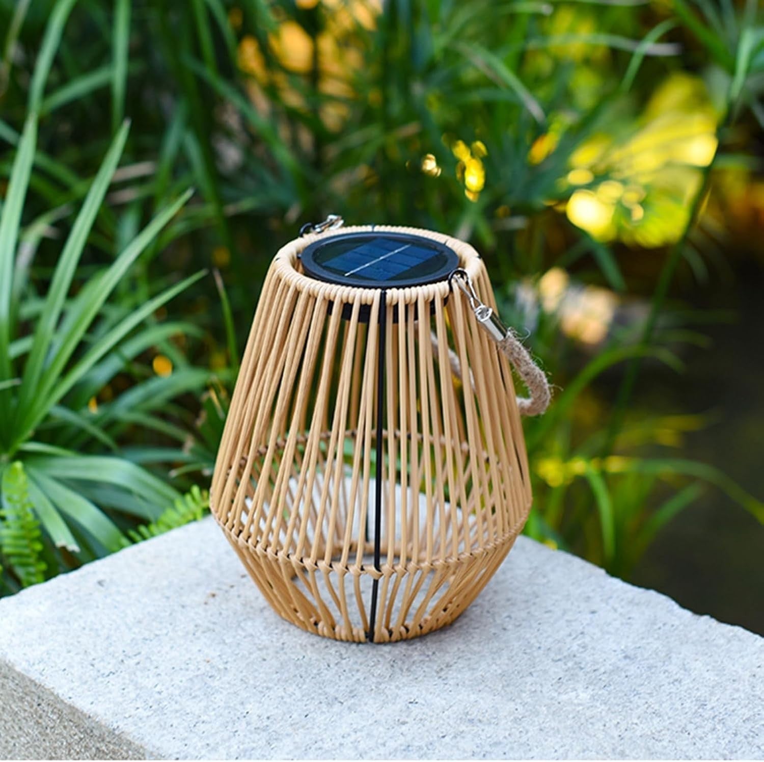 Japanese Hanging Solar Lantern – Rattan Outdoor Garden Light (Onecolor)
