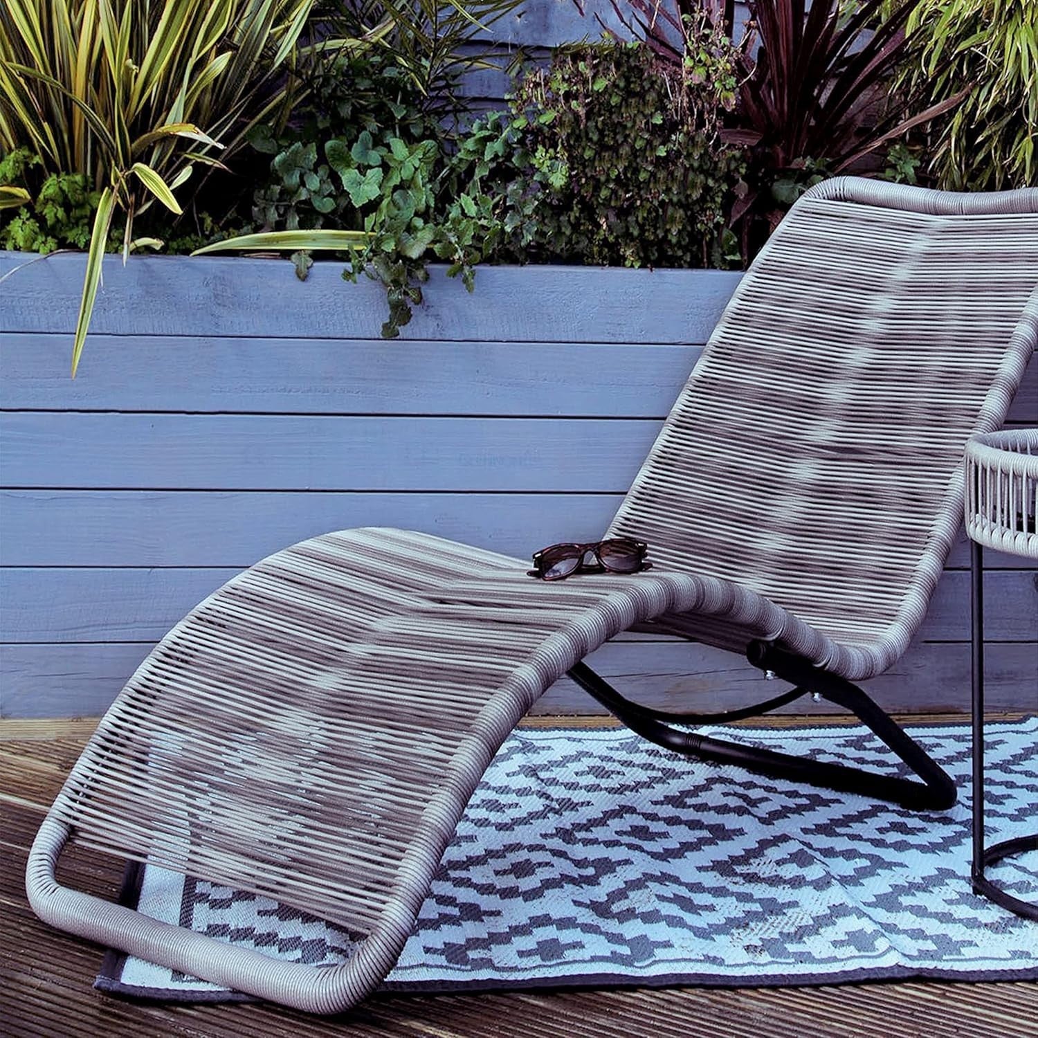 Rattan Garden Sun Lounger Chair Outdoor Patio Bed Grey Woven Recliner