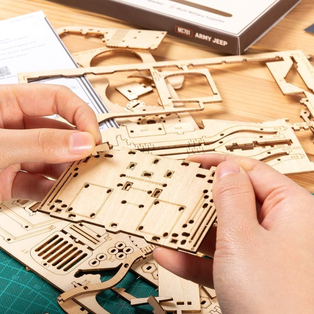 3D Wooden Jeep Puzzle Model Kit DIY Car Craft for Adults Teens, 369pcs