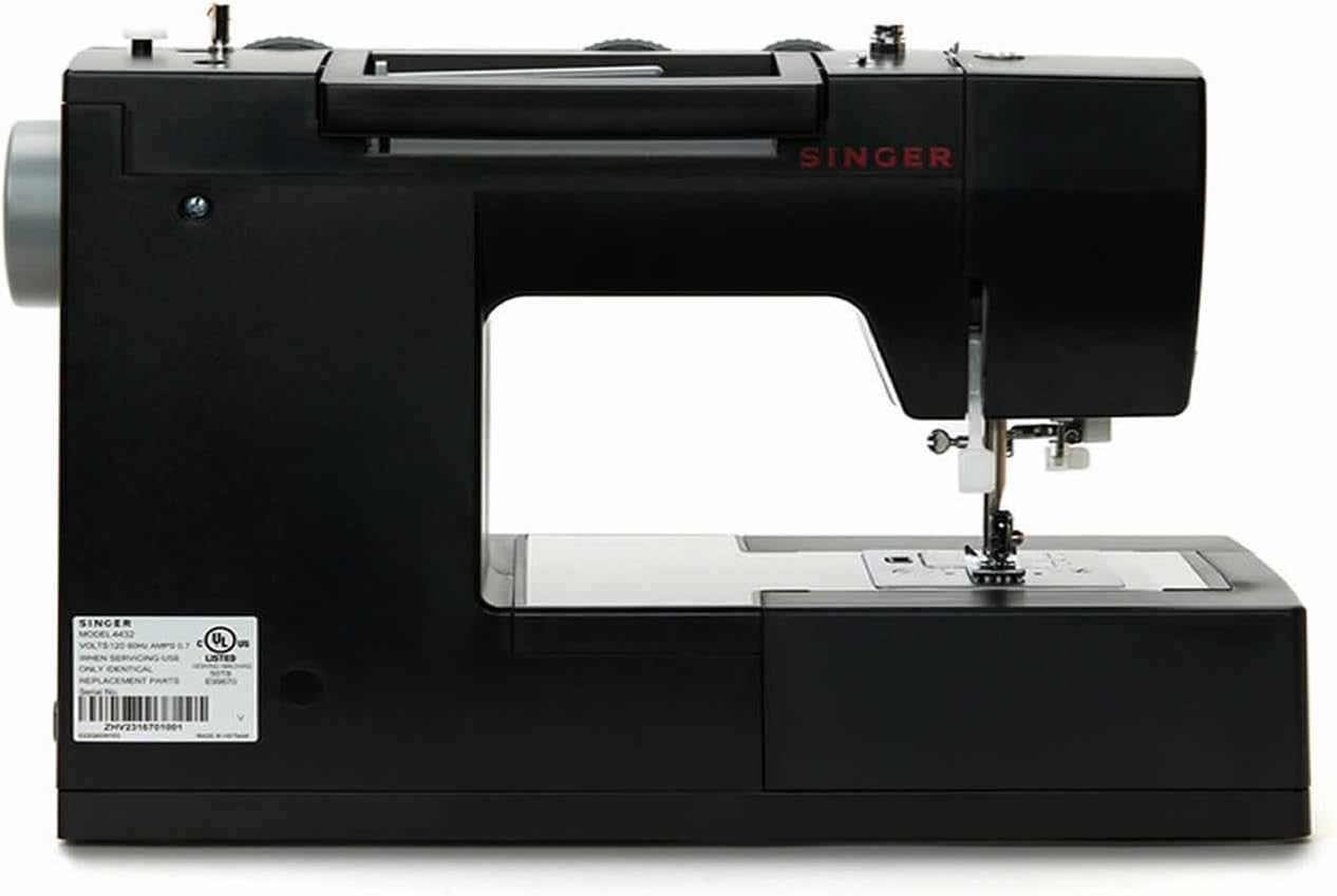 Heavy Duty Sewing Machine 32 Stitches Auto Threader 1100 SPM