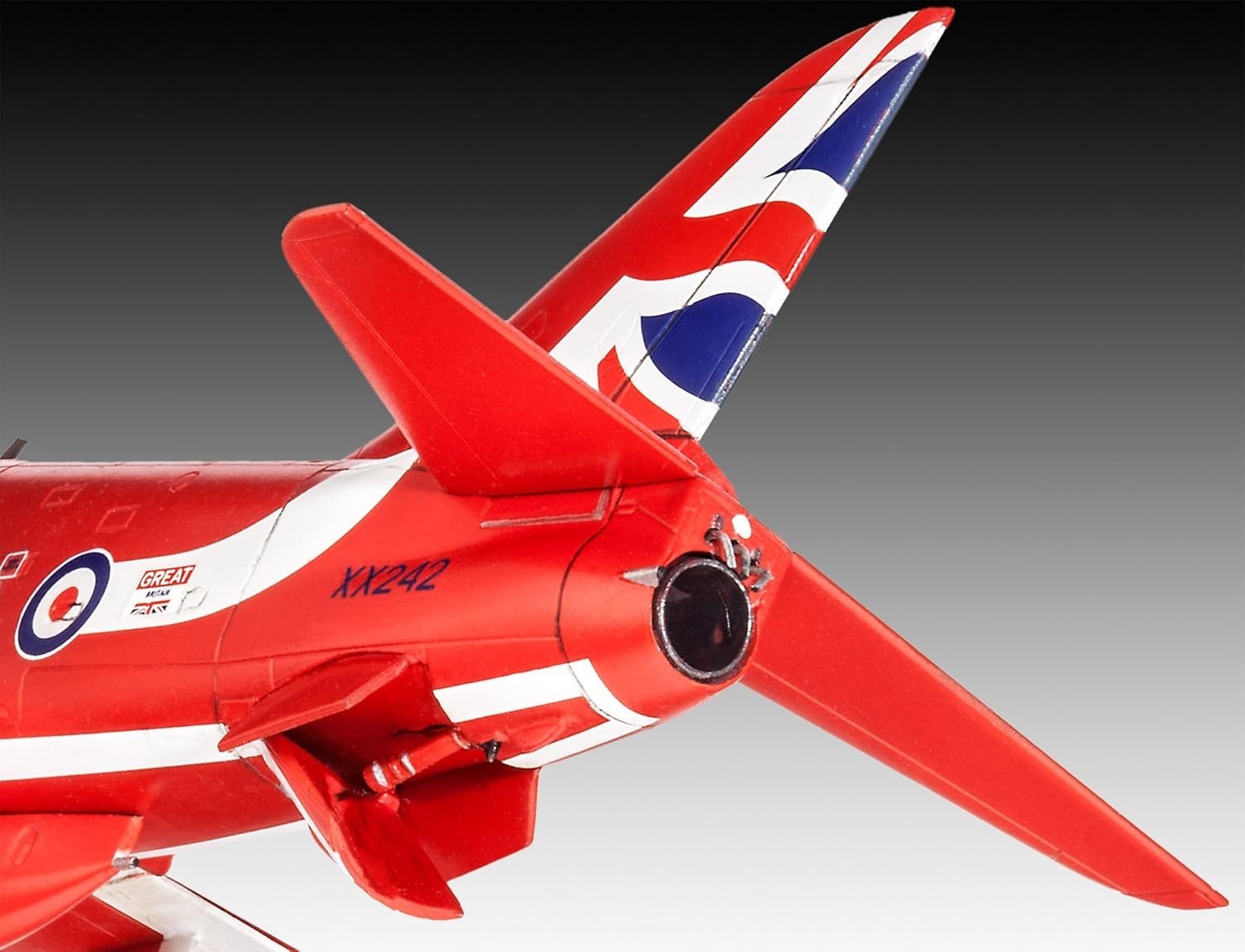 Red Arrows BAE Hawk T.1 1:72 Scale Plastic Model Kit - Unpainted, 70 pcs