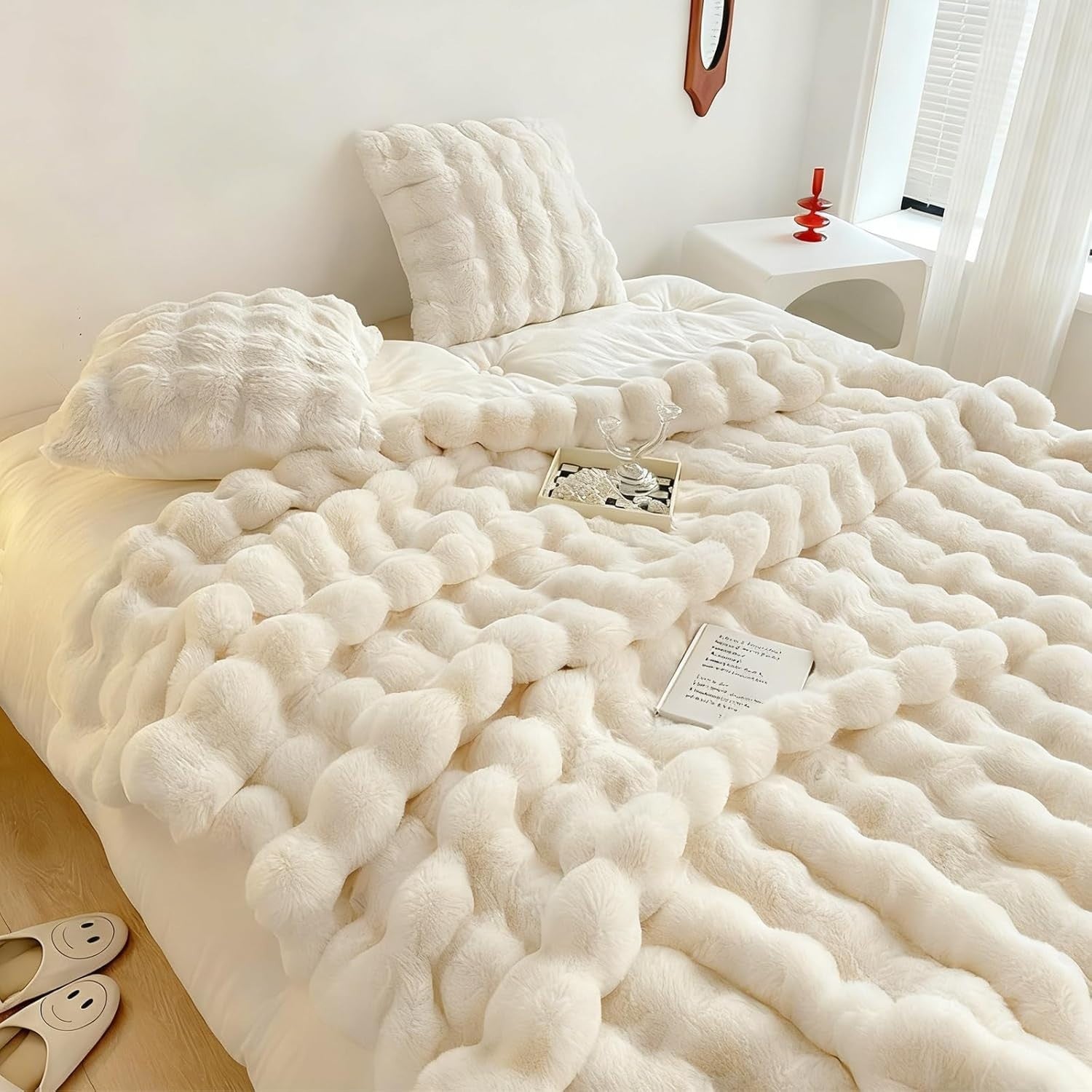 White Faux Rabbit Fur Throw Blanket 160x200cm 720GSM Cozy & Warm for Sofa