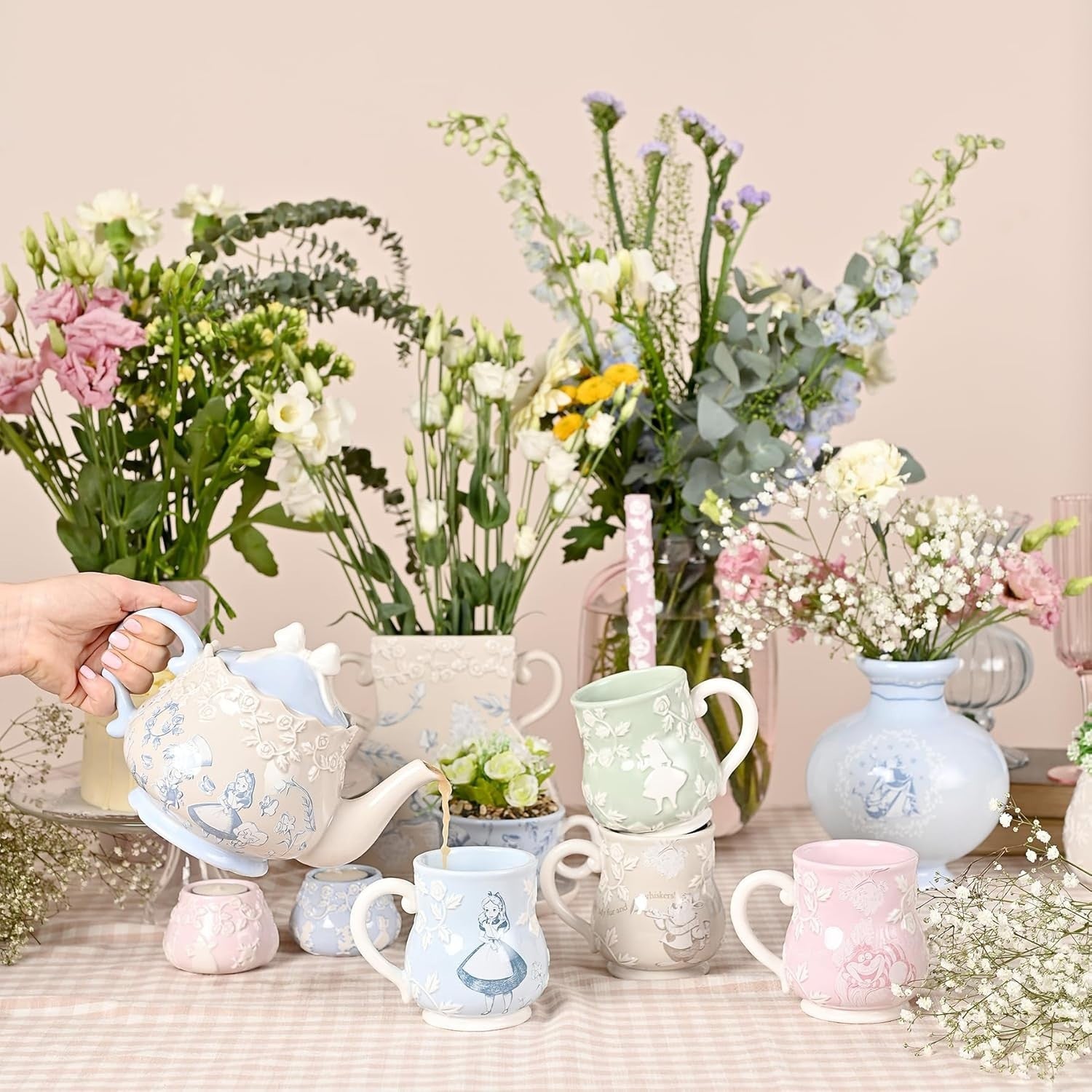 Alice Wonderland Ceramic Teapot 500ml Tea Pot Gift Box Collectors