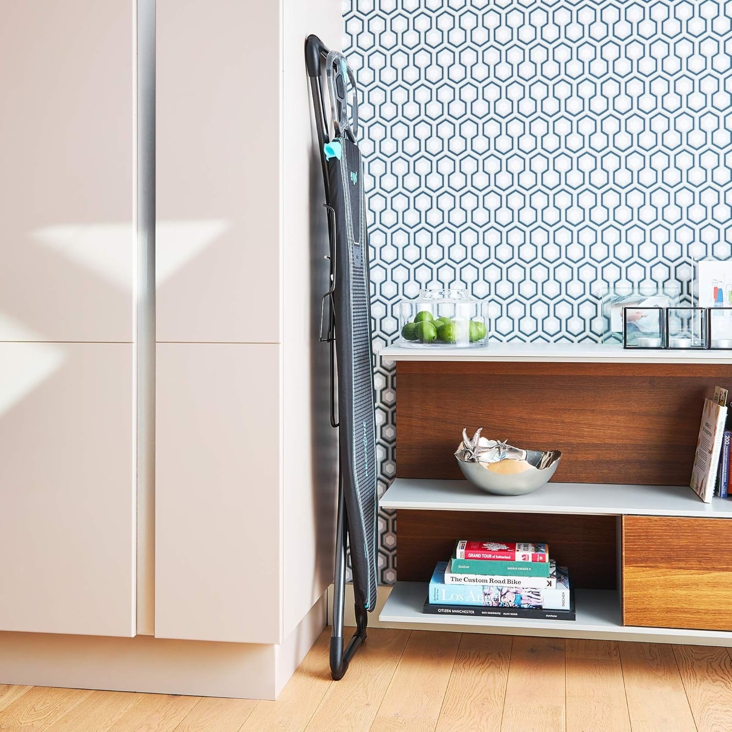 Ergonomic Ironing Board Height Adjustable Steam Generator Ready 122x38cm