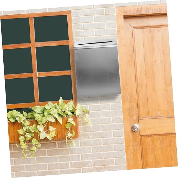 Wall Mounted Silver Mailbox Iron Retro Letter Box Outdoor Lockable Post Holder