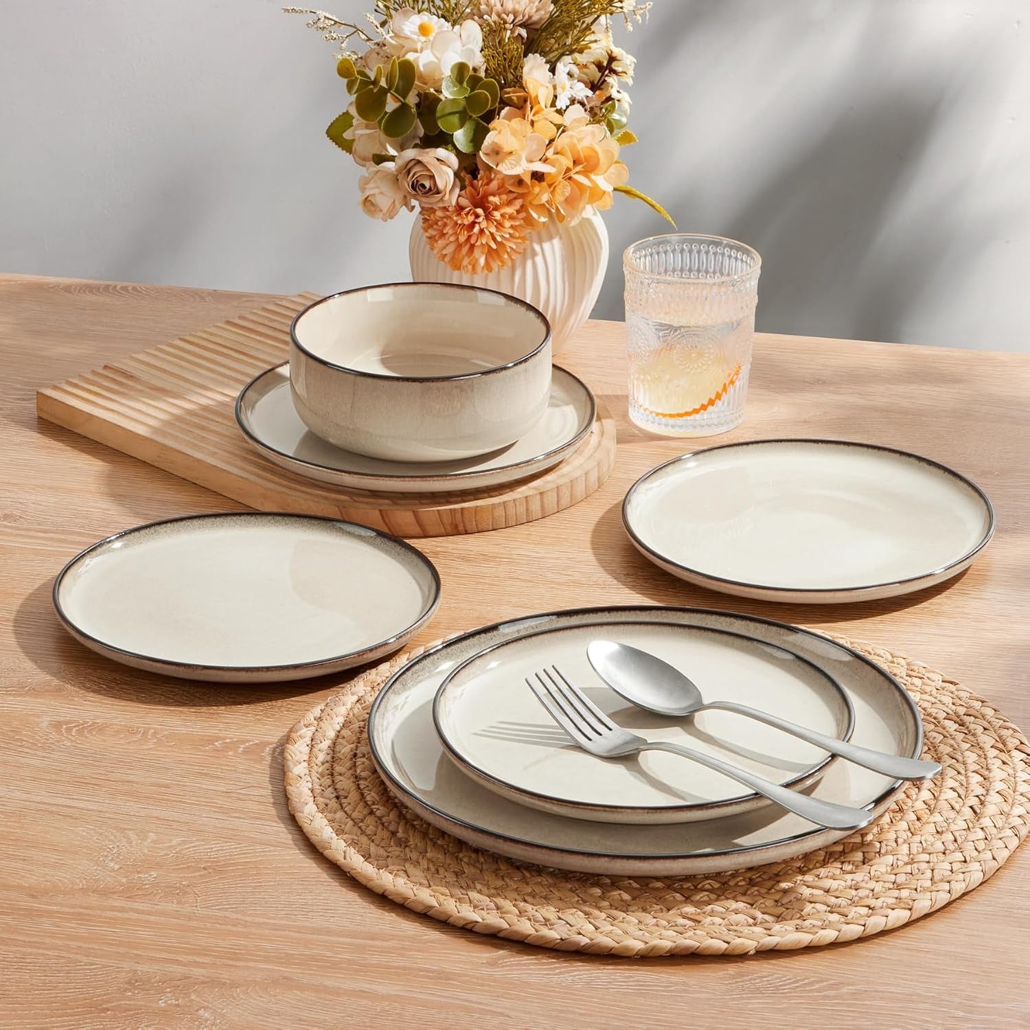 18pc Stoneware Dinner Set for 6 Cream Plates Bowls Microwave Safe