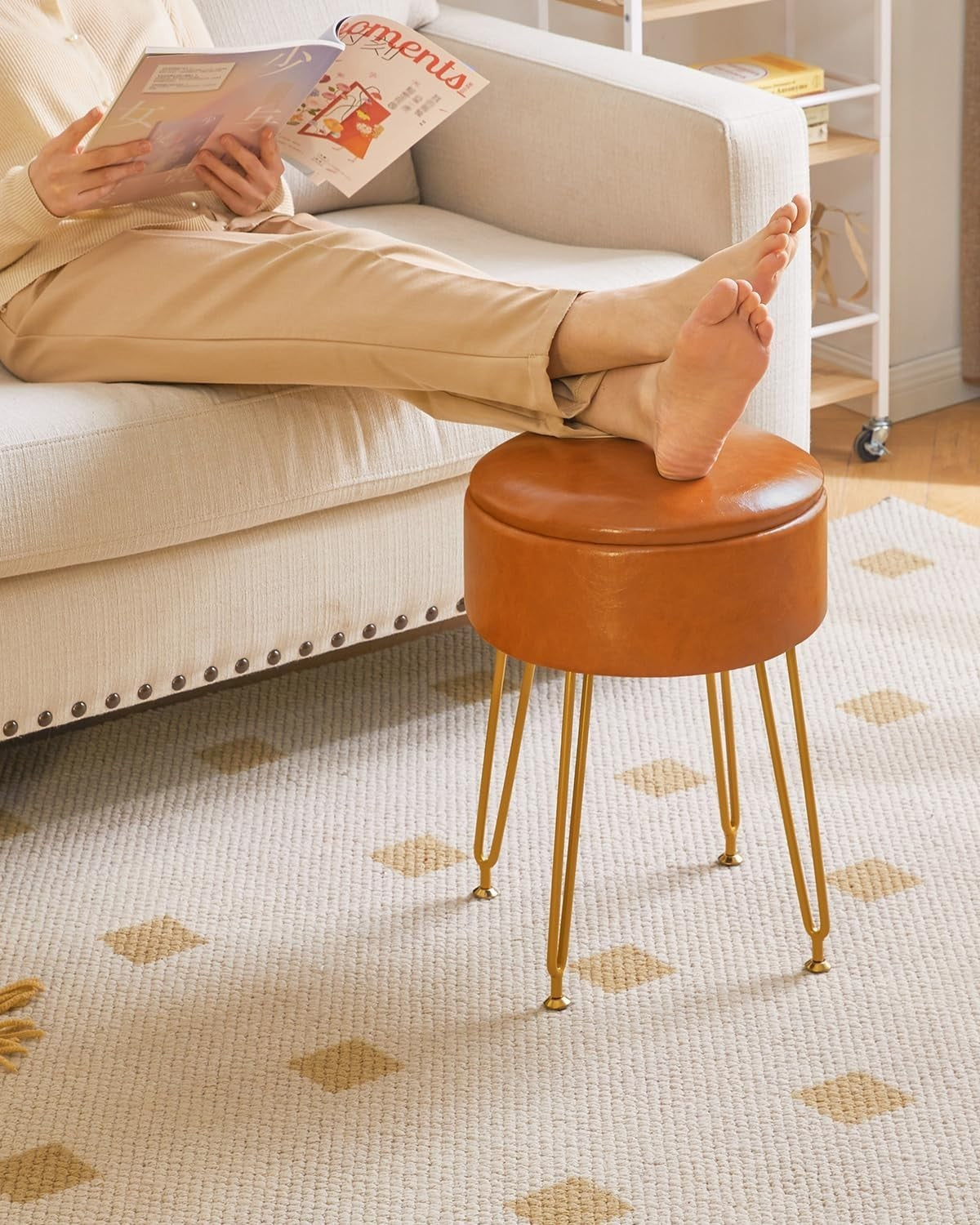 Light Brown PU Leather Round Storage Stool – Vanity Seat w/ Gold Metal Legs