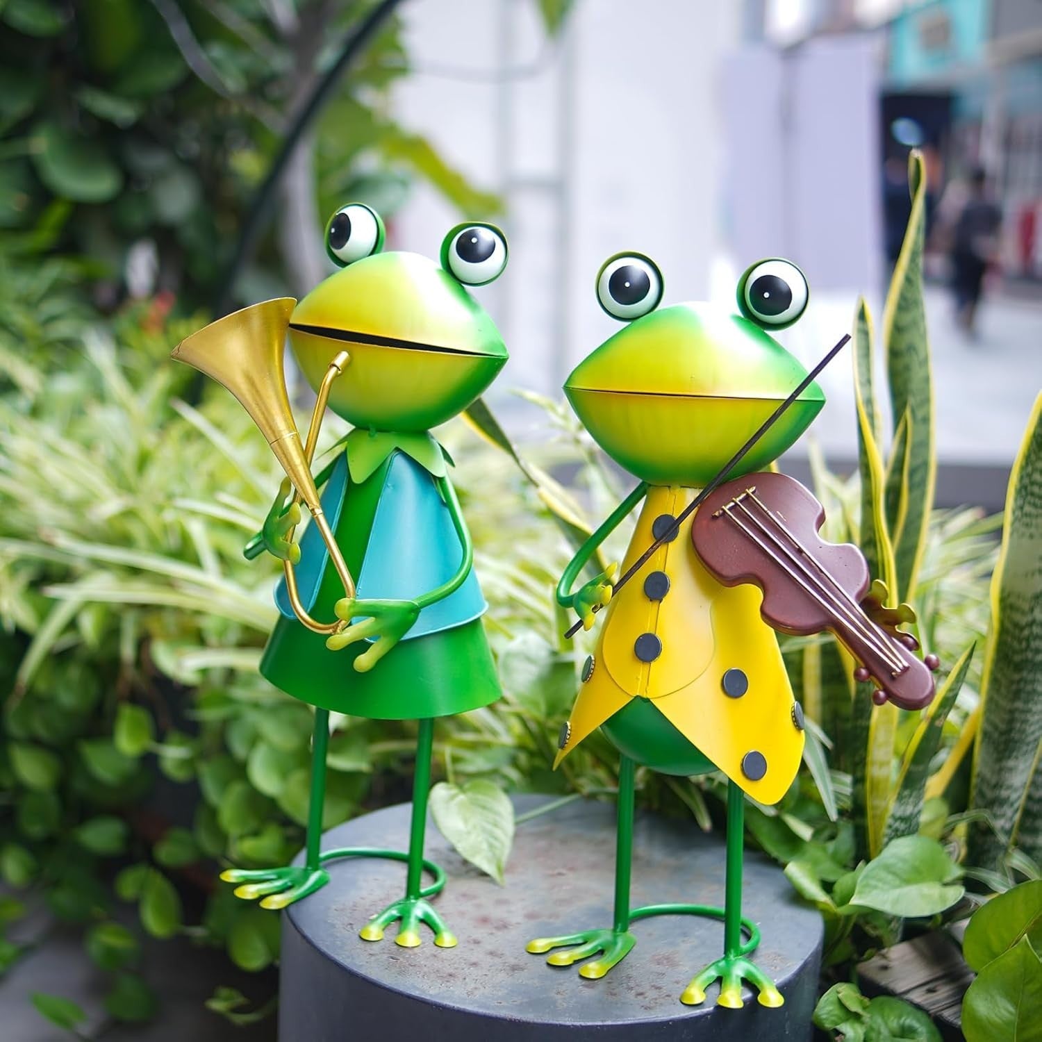 Metal Frog Violin Garden Ornament 3D Outdoor Yard Art Fairy Lawn Decor Statue