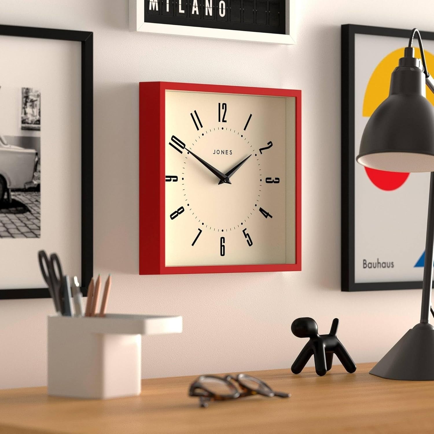 25cm Red Square Wall Clock Retro Silent Quartz Easy Read Numbers Kitchen Office
