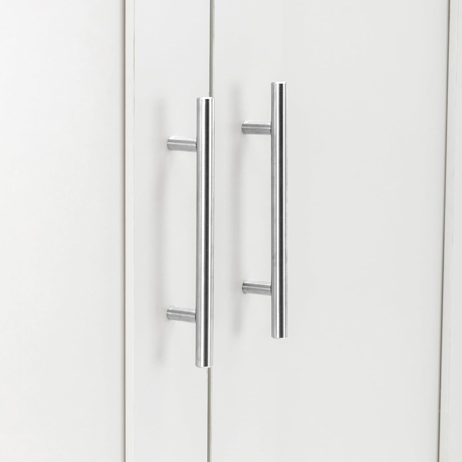 White Oak 3 Door Wardrobe With Drawers & Hanging Rail - Modern Storage