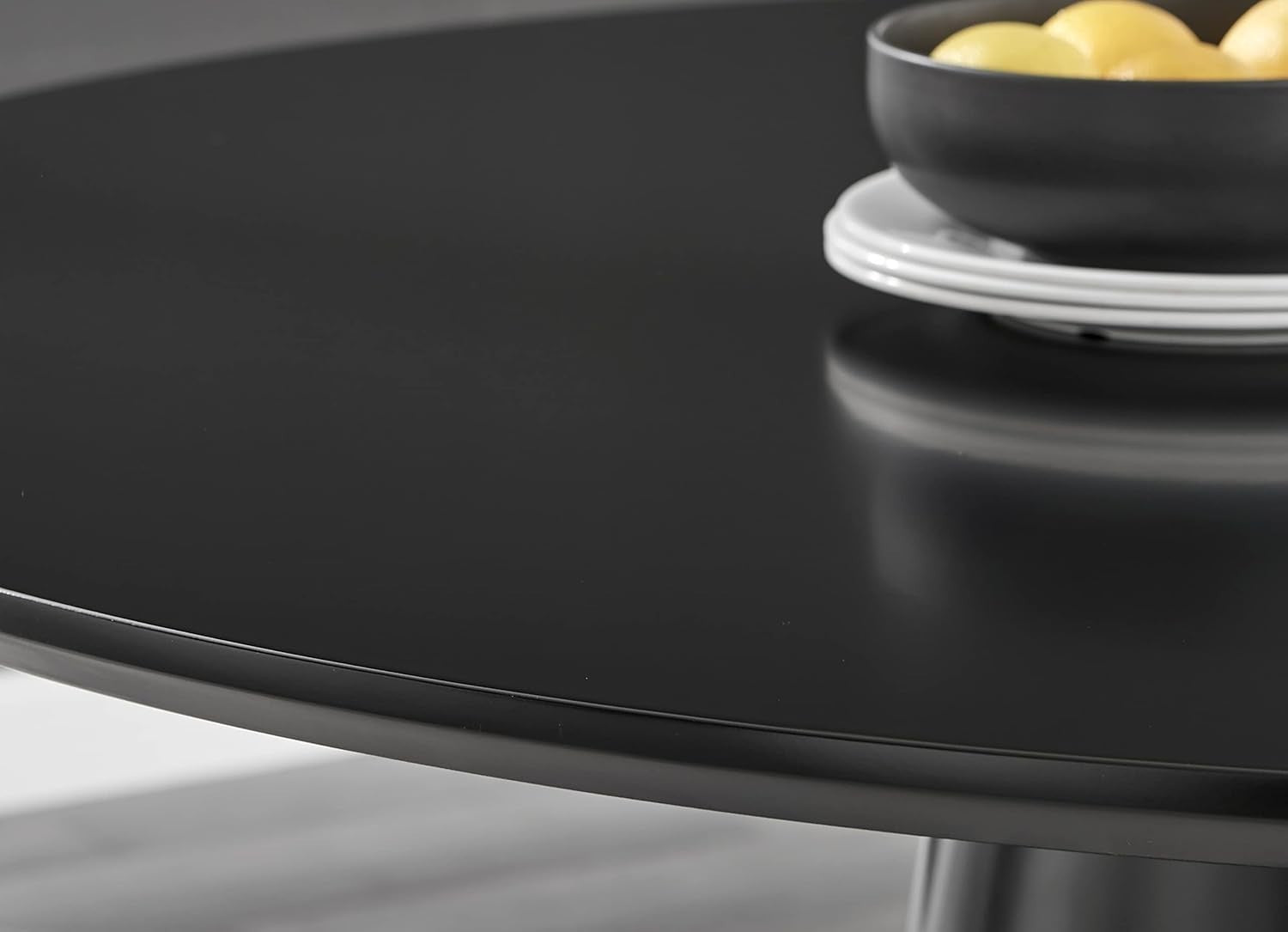 Black Round Pedestal Dining Table 120cm Semi-Gloss 4–6 Seat Modern